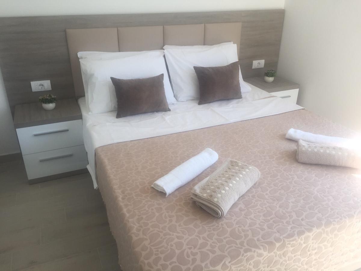 Rasi Luxury Apartments 울친 외부 사진